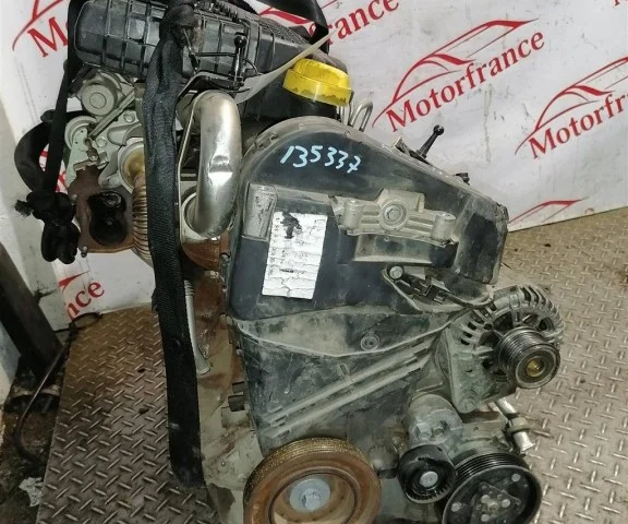 Двигатель без навесного для Renault Logan 2007-2012 (Универсал KS) на фотографиях