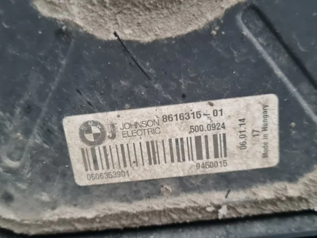 Панель радиатора (телевизор) для BMW 3er F30 2011-2019 на фотографиях