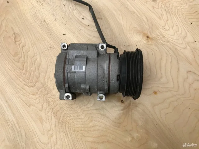 Компрессор кондиционера для Mitsubishi Pajero Sport K90 1997-2009 на фотографиях