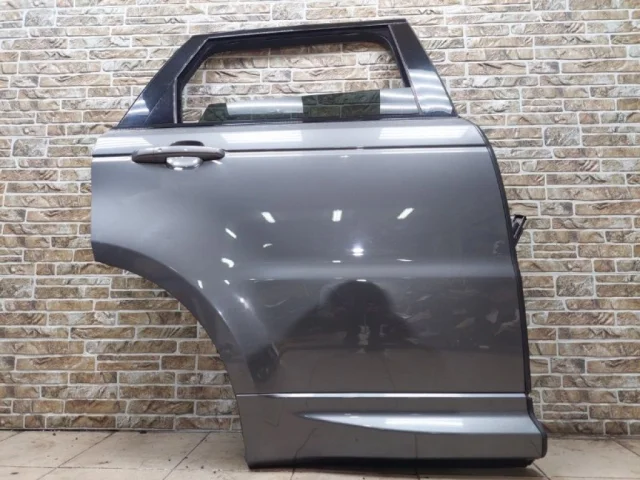 Дверь задняя правая для Land Rover Range Rover Sport L494 2013-2017 на фотографиях