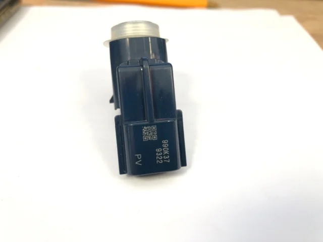 Датчик парктроника задний для Mitsubishi Outlander III 3 rest GF0W 2018-2022 на фотографиях