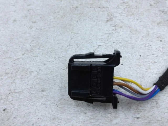 Зеркало боковое правое для Skoda Rapid I rest NH3 2017-2020 на фотографиях