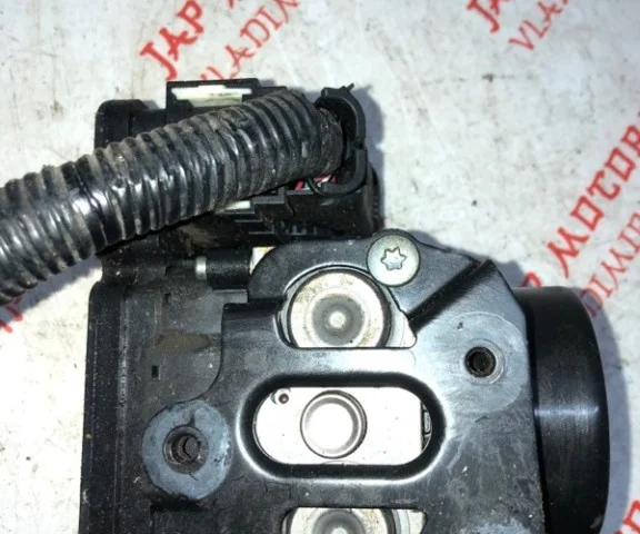 Блок ABS для Honda Accord 7 2002-2008 на фотографиях