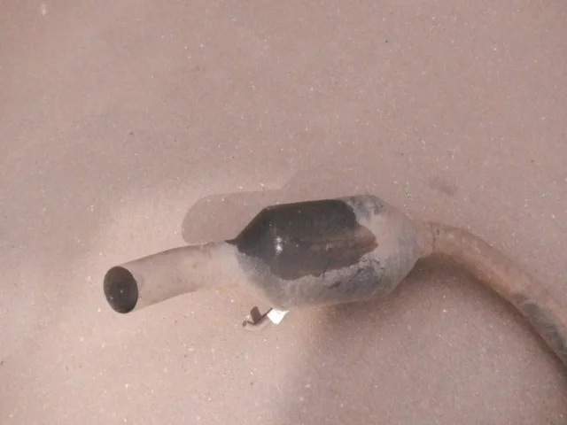 Выхлопная система в сборе для Toyota RAV4 XA40 rest 2015-2019 на фотографиях