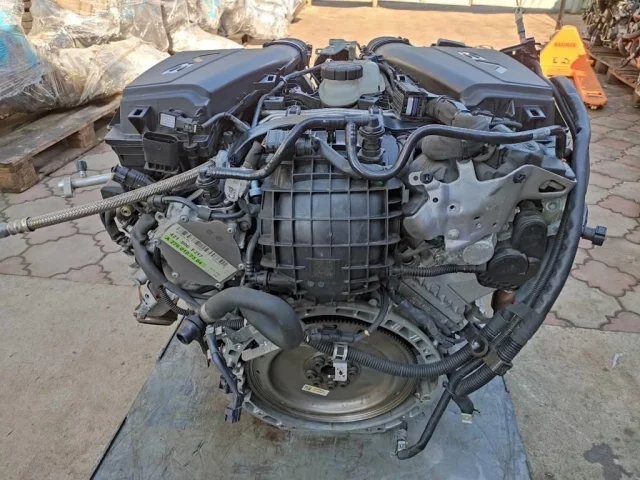 Блок цилиндров для Mercedes-Benz GL class X166 2012-2016 на фотографиях