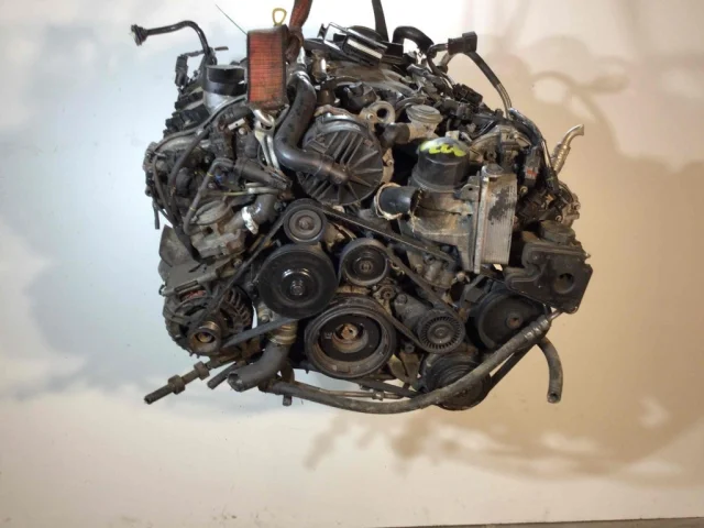 Двигатель без навесного для Mercedes-Benz CLK class A209 2002-2011 на фотографиях