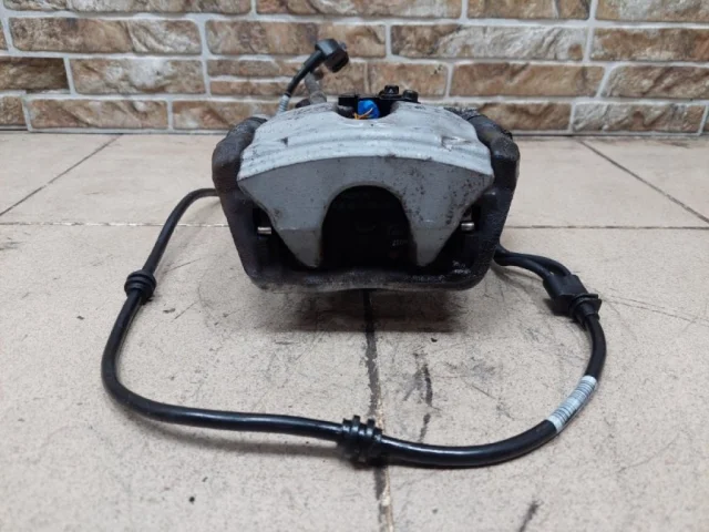 Суппорт задний левый для Mercedes-Benz E class W213 2016-2023 на фотографиях