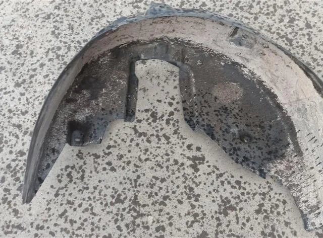 Подкрылок задний правый для Opel Zafira C 2011-2015 на фотографиях