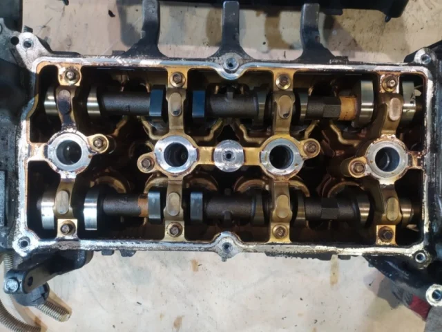 ГБЦ для Nissan Qashqai+2 J10 rest 2010-2014 на фотографиях