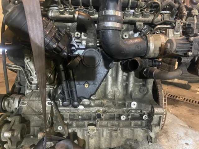 ГБЦ для Volvo XC60 Y20 2008-2017 на фотографиях