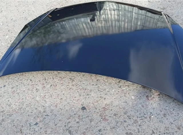 Капот для Opel Zafira B 2005-2015 на фотографиях