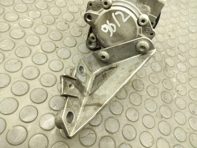 Насос ГУР для BMW X3 Е83 2003-2010 на фотографиях