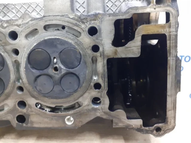 ГБЦ для Mercedes-Benz GL class X166 2012-2016 на фотографиях