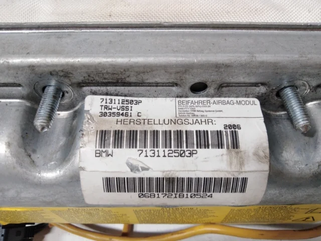 Подушка безопасности пассажира для BMW X5 Е53 1999-2006 на фотографиях