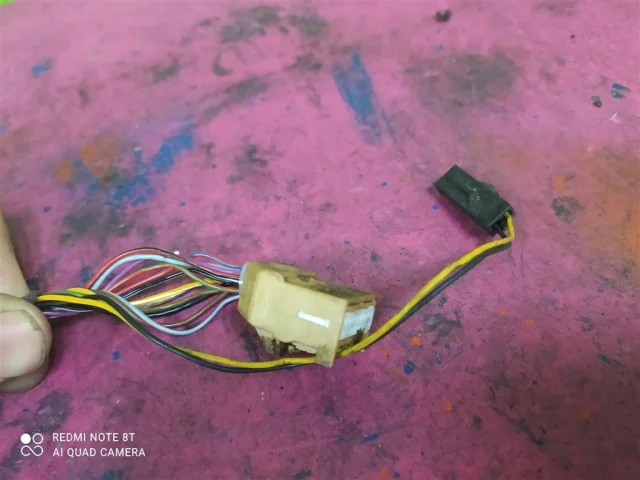 Зеркало боковое левое для Volkswagen Touareg I (7L) 2002-2010 на фотографиях