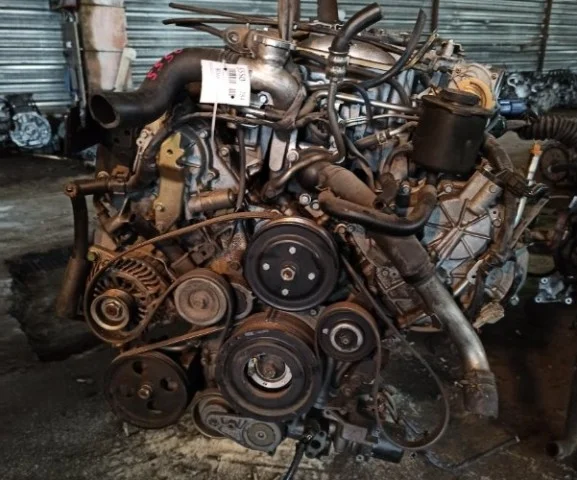 Двигатель для Infiniti M Y50 2005-2010 на фотографиях