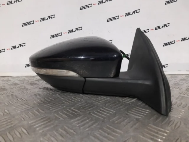 Зеркало боковое левое для Volkswagen Passat (B7) 2010-2014 на фотографиях