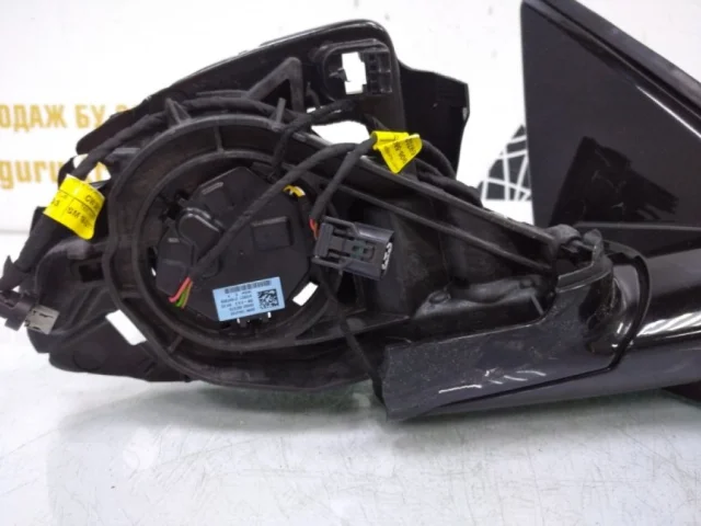 Зеркало боковое правое для BMW X6 G06 2019+ на фотографиях