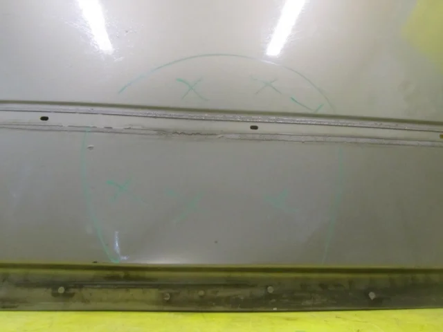 Дверь передняя правая для Audi A4 B7 Avant 2004-2008 на фотографиях