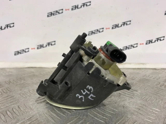 Противотуманка (ПТФ) передняя правая для Volvo C30 MK 2006-2013 на фотографиях