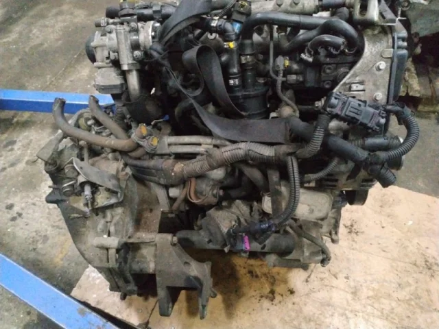 Двигатель для Opel Zafira B 2005-2015 на фотографиях