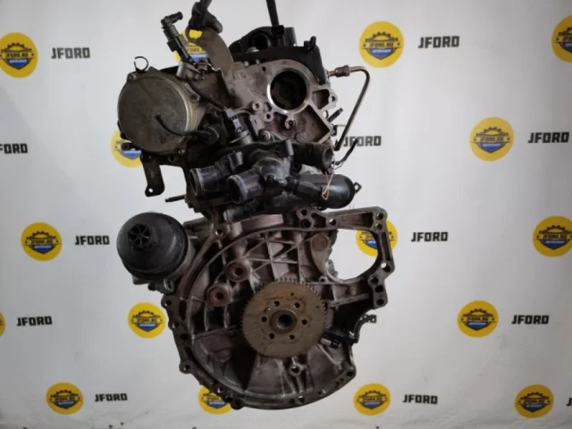 Двигатель без навесного для Peugeot 508 Седан 2011-2018 на фотографиях