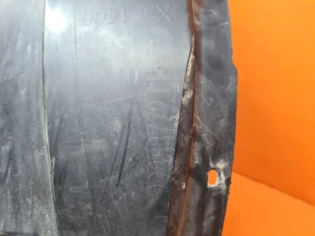 Подкрылок передний левый для Cadillac SRX 2 2009-2012 на фотографиях