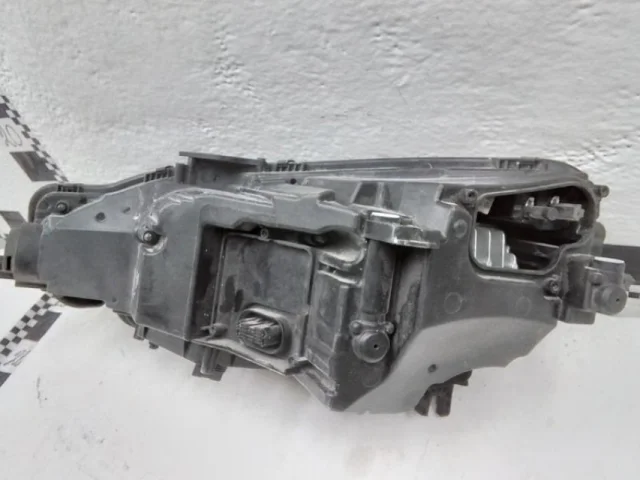 Фара ксенон левая для Audi A5 F5 Sportback 2016+ на фотографиях