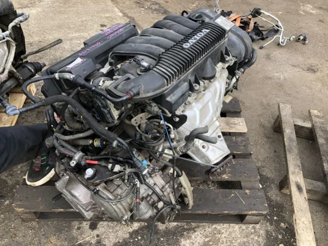 Продажа двигателя B5244S4