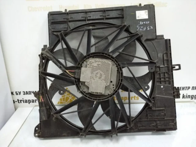 Вентилятор радиатора охлаждения ДВС для BMW X3 F25 2010-2017 на фотографиях