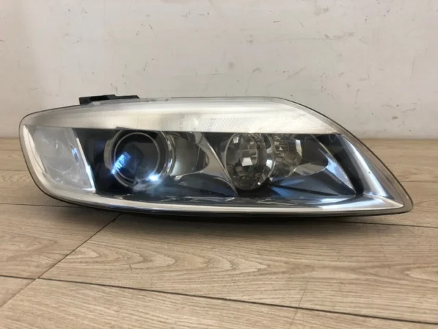 Фара правая для Audi Q7 4L 2005-2015 на фотографиях