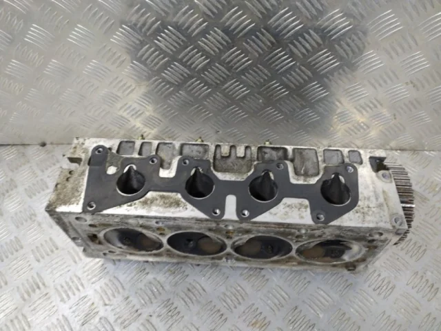 ГБЦ для Renault Logan 2005-2015 (LS) на фотографиях