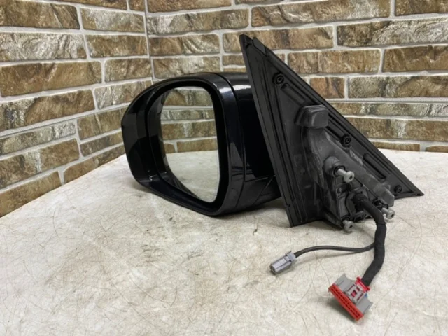 Стекла и зеркала для Land Rover Range Rover L405 2012-2017 на фотографиях