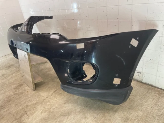 Бампер передний для Mitsubishi Pajero Sport KH0 rest 2013-2017 на фотографиях