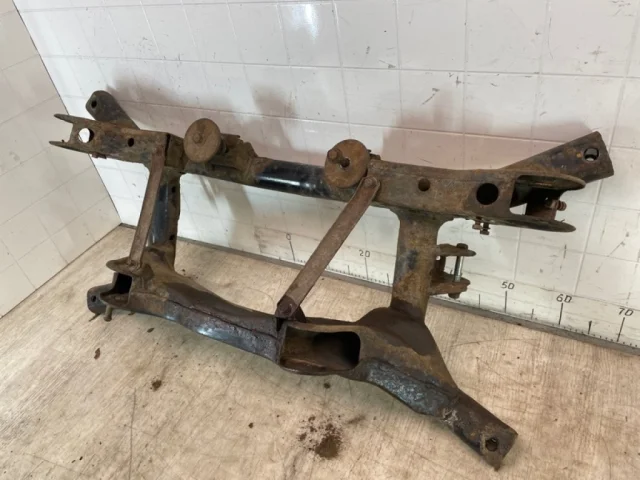 Задний подрамник для Mitsubishi ASX I rest 1 (2013-2016) на фотографиях