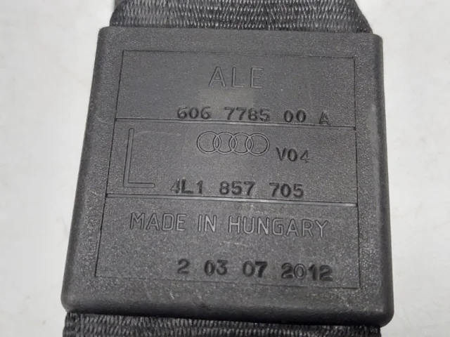 Ремень безопасности передний левый для Audi Q7 4M 2015+ на фотографиях