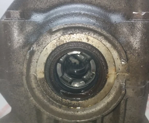 Редуктор заднего моста для Honda CR-V RE 2006-2009 на фотографиях