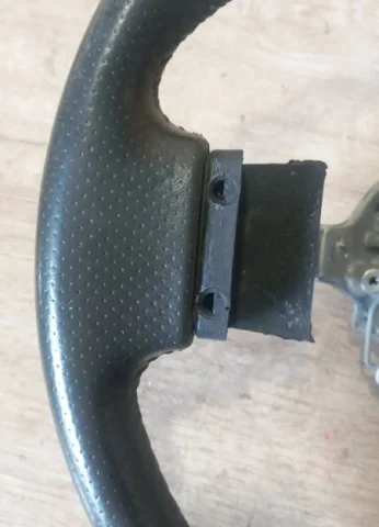 Руль для Nissan Pathfinder R52 2013-2017 на фотографиях