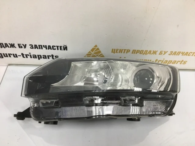 Фара ксенон левая для Skoda Rapid I NH3 2012-2017 на фотографиях