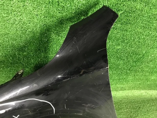 Крыло левое для Mercedes-Benz CLA class C117 2013-2019 на фотографиях