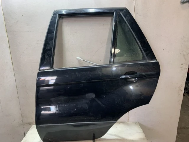 Дверь задняя левая для BMW X5 Е53 1999-2006 на фотографиях