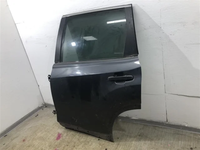 Дверь задняя левая для Subaru Forester SK 2019+ на фотографиях