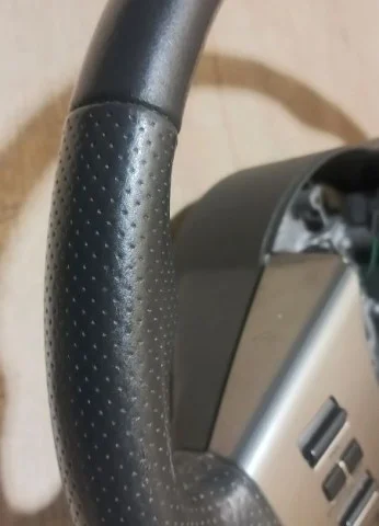 Руль для Nissan Pathfinder R52 2013-2017 на фотографиях