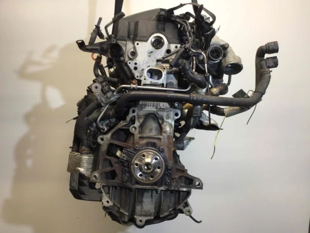 Двигатель для Volkswagen Passat Variant (B6, Typ 3C) 2004-2010 на фотографиях