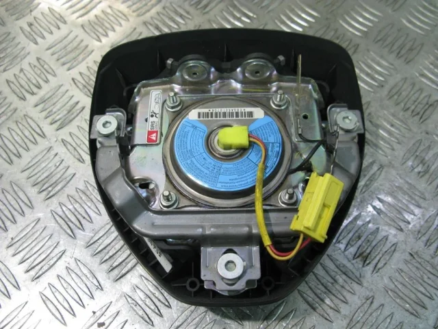 Подушка безопасности водителя для Honda Civic FK,FN 5D 2006-2012 на фотографиях