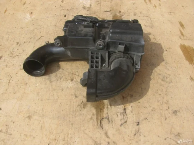 Впускной коллектор для Hyundai Solaris 1 RB (2011-2013) Хэтчбек на фотографиях