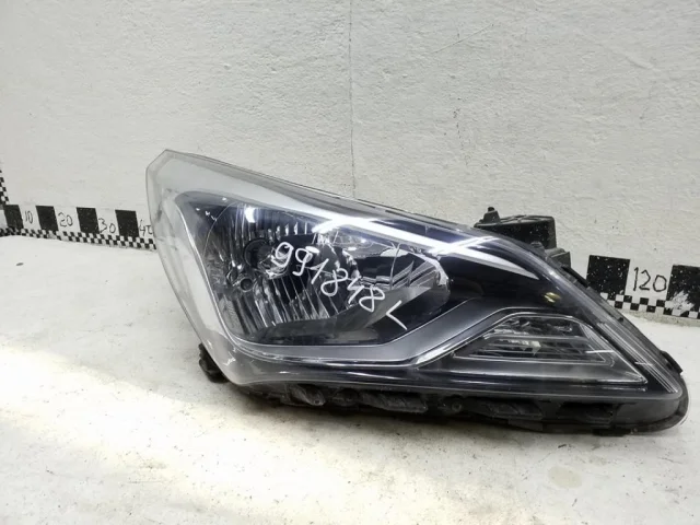 Фара ксенон левая для Hyundai Solaris 1 рестайлинг 2014-2017 Хэтчбек на фотографиях