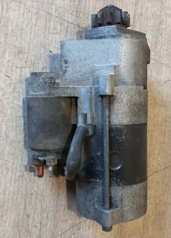 Стартер для Nissan Navara D40 2004-2010 на фотографиях