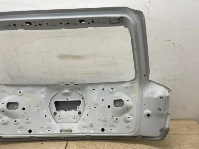 Крышка багажника для Audi Q7 4M 2015+ на фотографиях