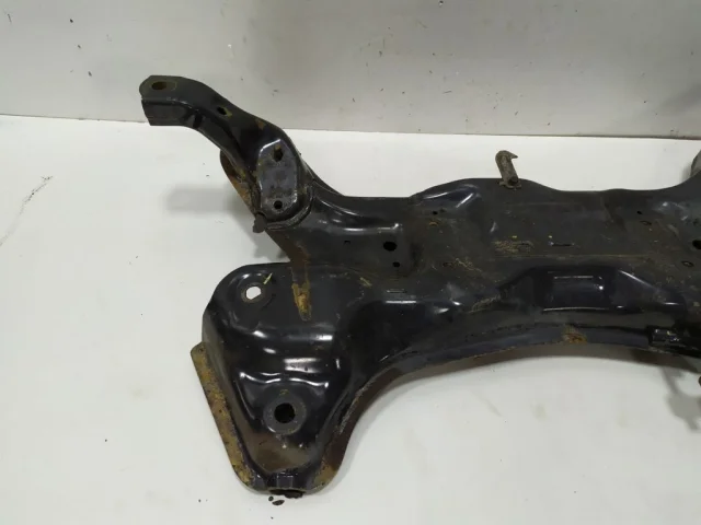 Подрамник двигателя для Hyundai Solaris 1 рестайлинг 2014-2017 на фотографиях